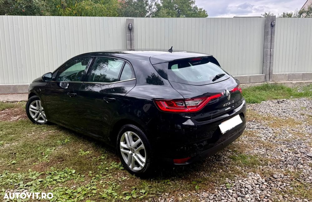 Renault Megane - 2