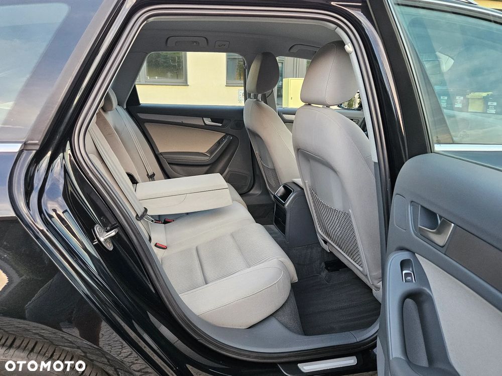 Audi A4 Avant 2.0 TDI DPF multitronic Attraction - 13
