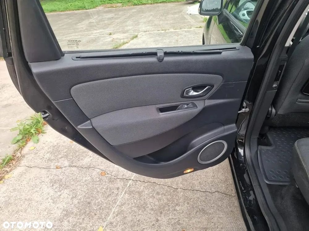 Renault Grand Scenic Gr 1.4 16V TCE Bose Edition - 9