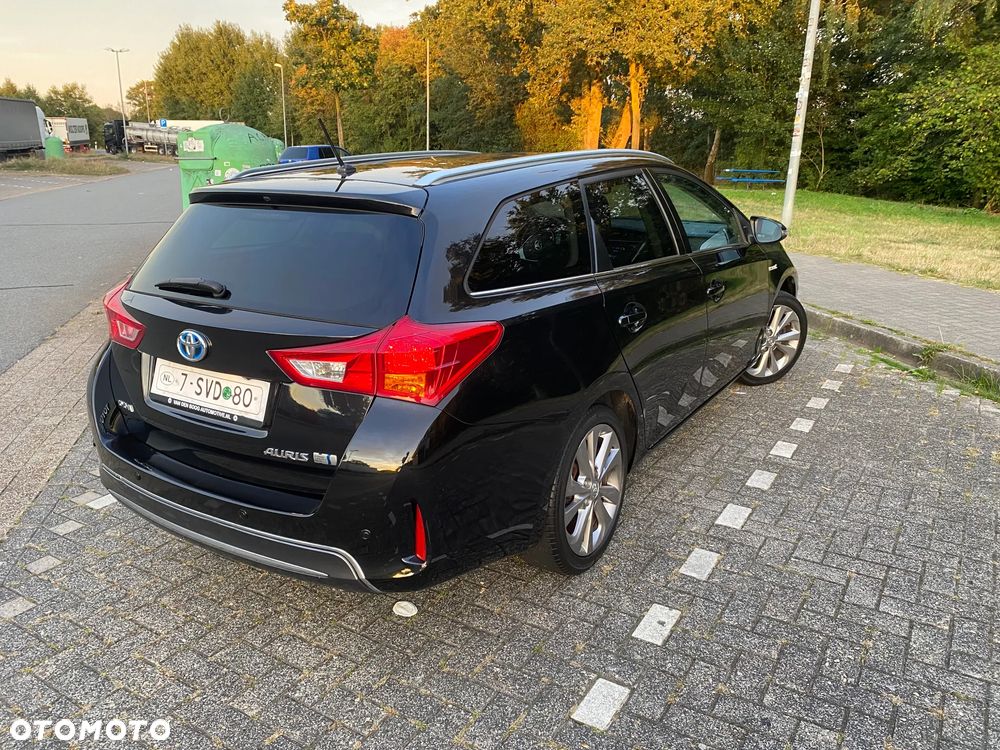 Toyota Auris - 4