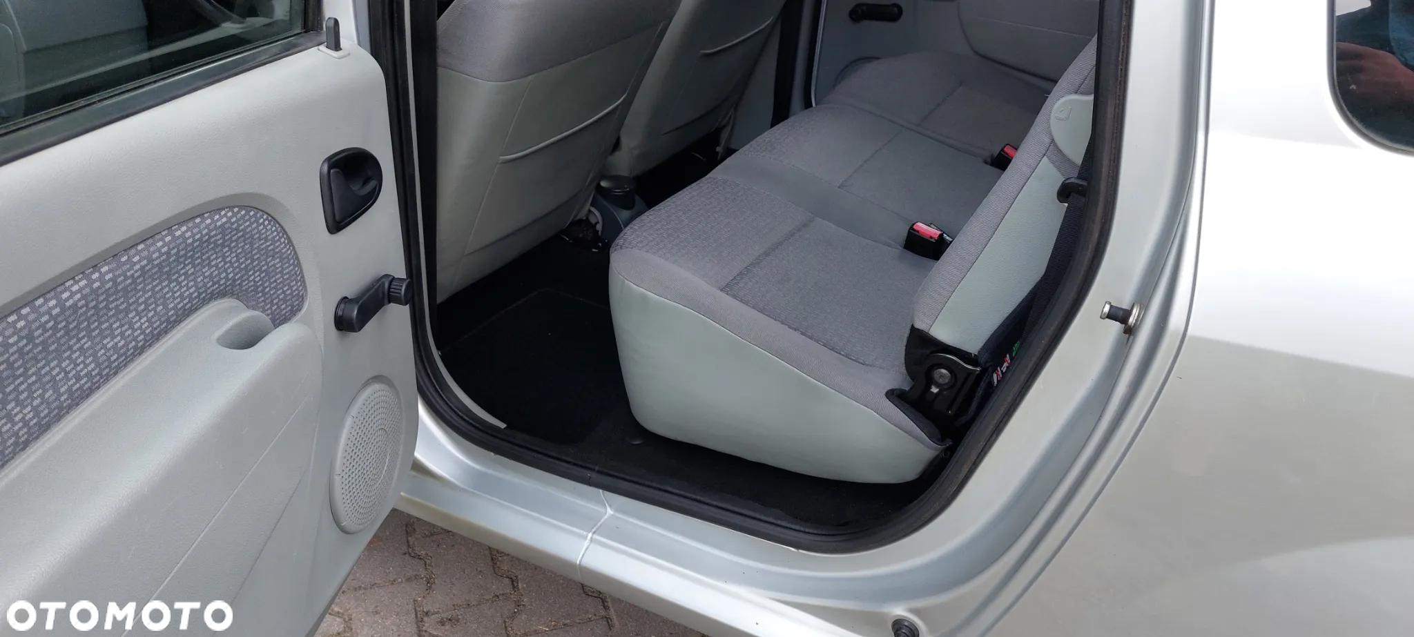 Dacia Logan MCV 1.5 dCi Ambiance - 19