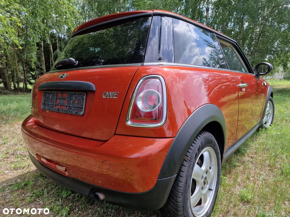 MINI ONE - 4