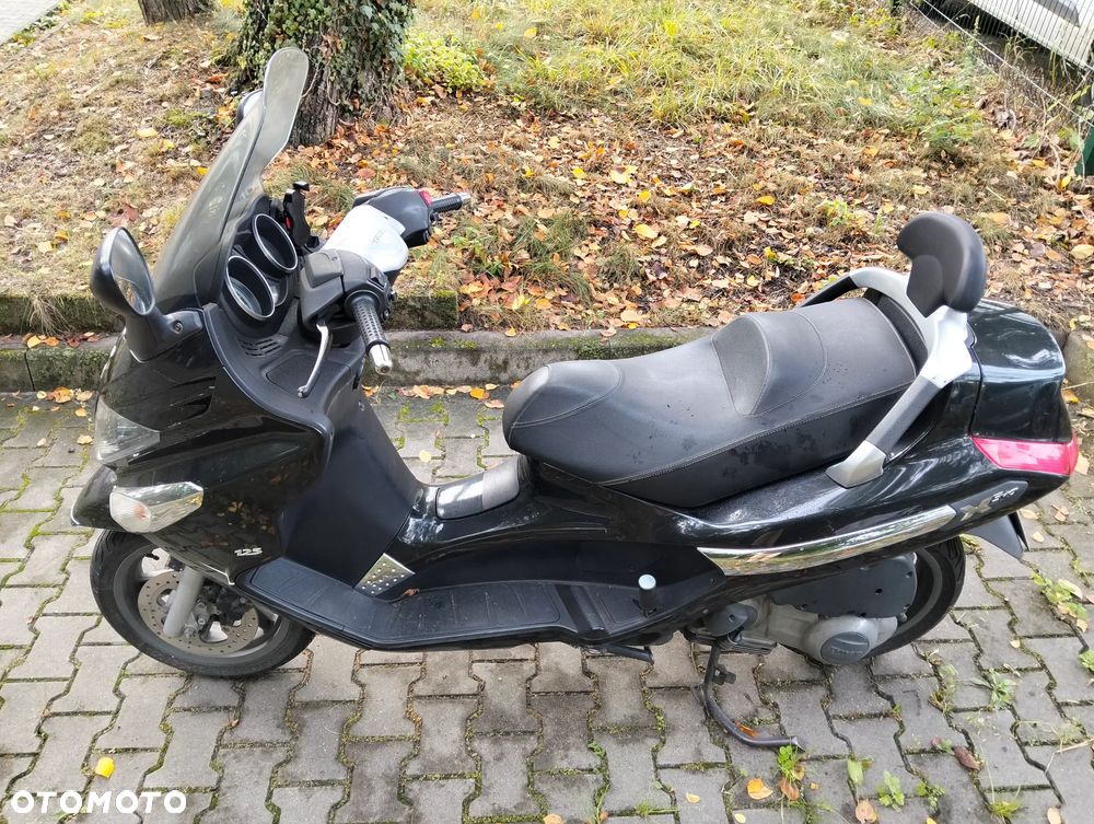 Piaggio Xevo - 2
