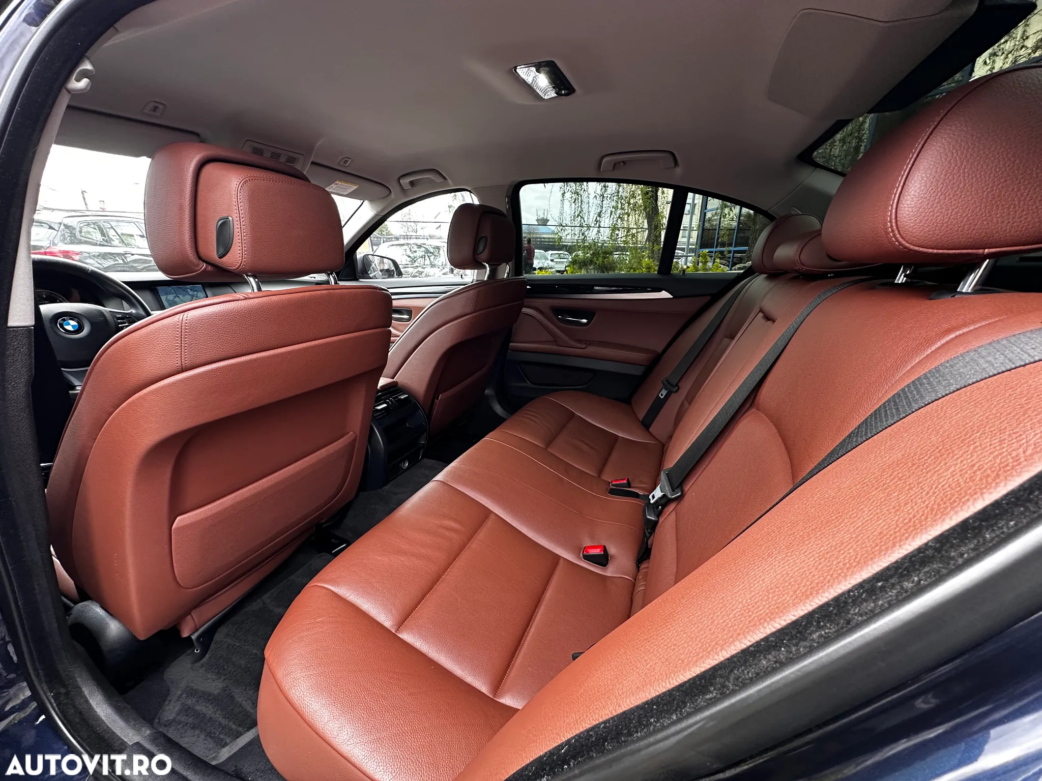 BMW Seria 5 525d Aut. - 18