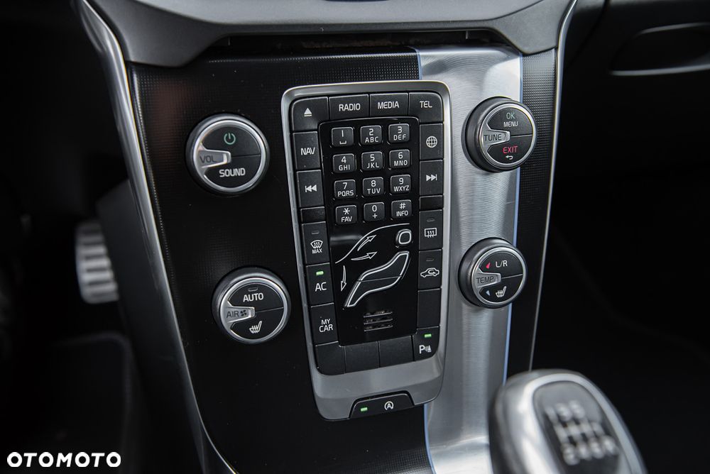 Volvo V40 D2 Drive-E R-Design Kinetic - 21