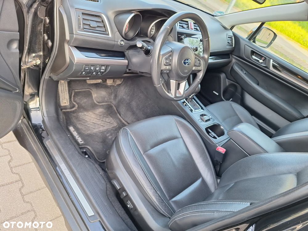 Subaru Outback 2.0D Exclusive Lineartronic - 12