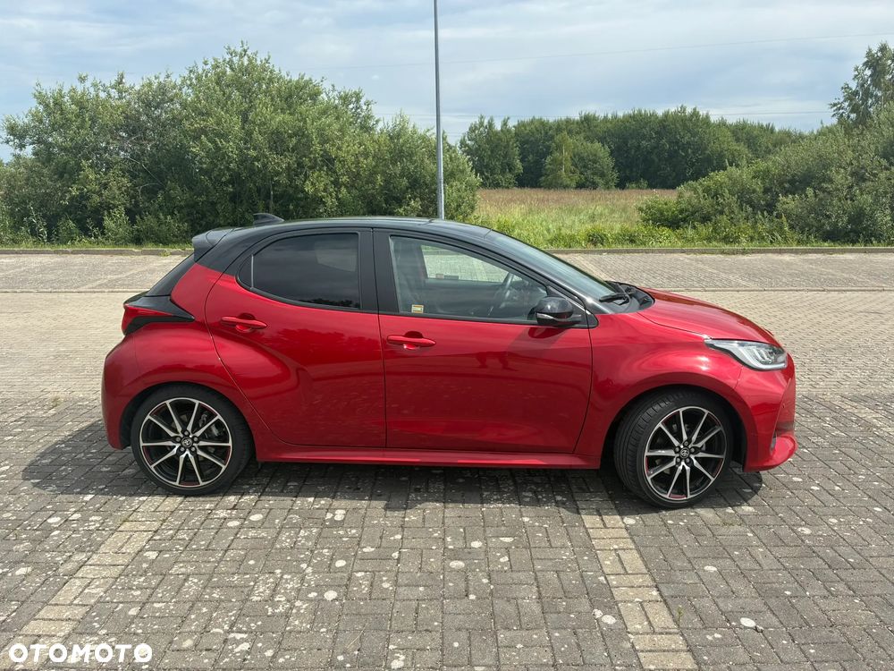 Toyota Yaris Hybrid 1.5 GR Sport - 8