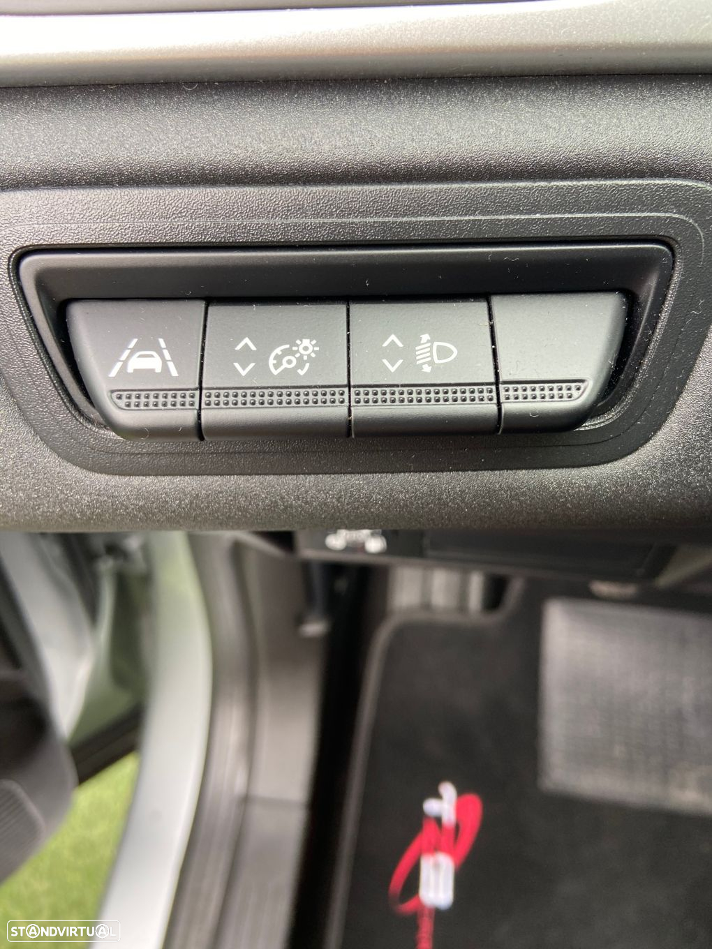 Renault Captur 1.0 TCe Equilibre Bi-Fuel - 21