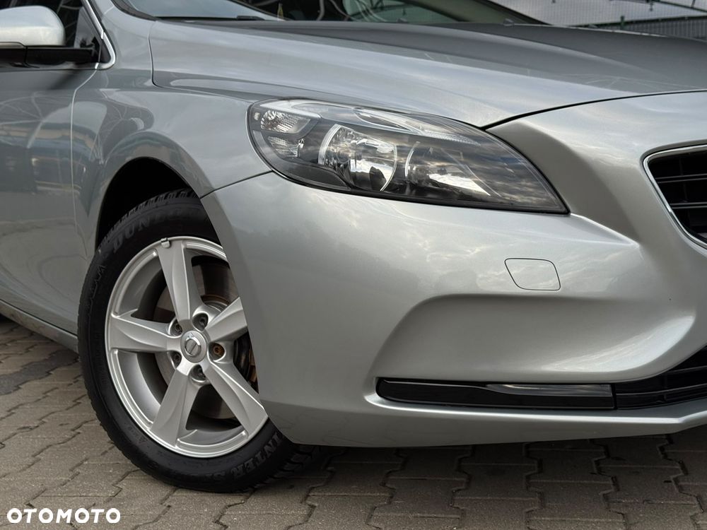 Volvo V40 D3 Summum - 6