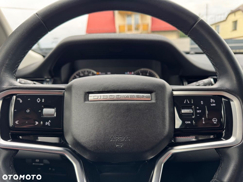 Land Rover Discovery Sport P200 R-Dynamic HSE - 25