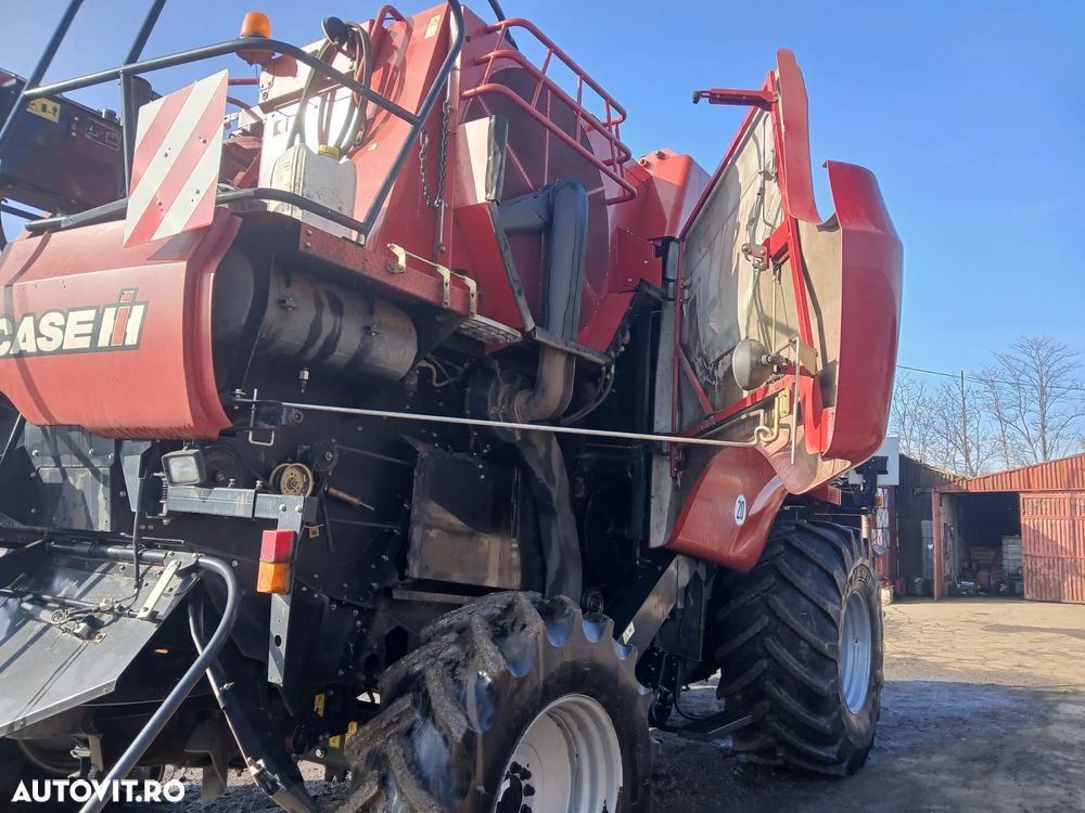 Case IH 5130 Axial-Flow - 11