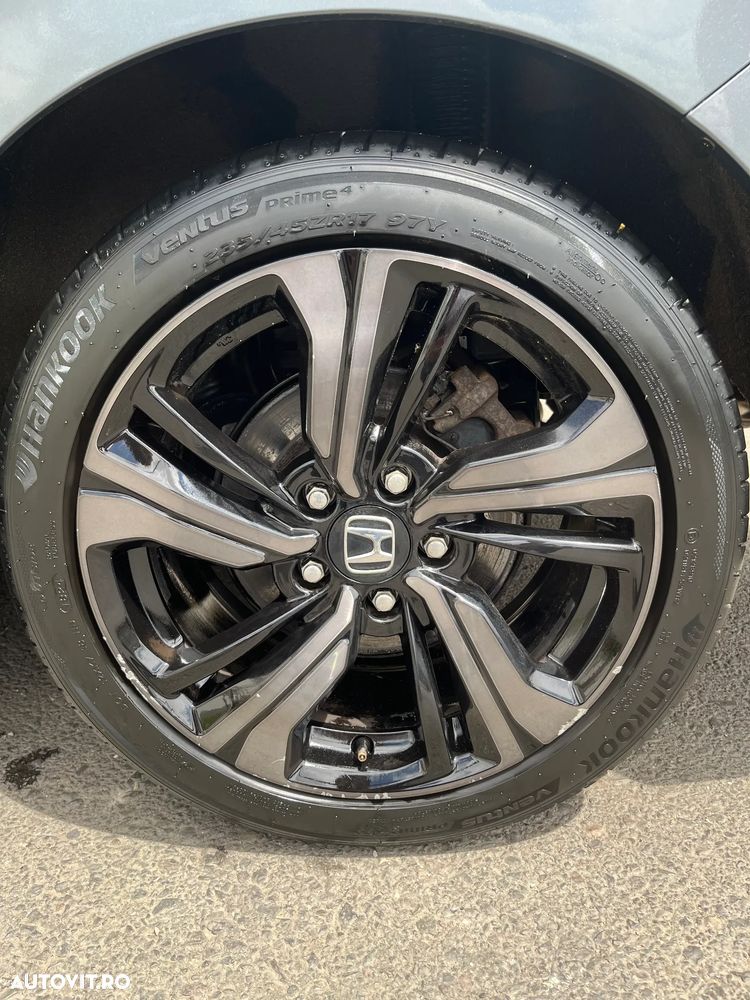 Honda Civic 1.5 VTEC Turbo Sport Plus - 2