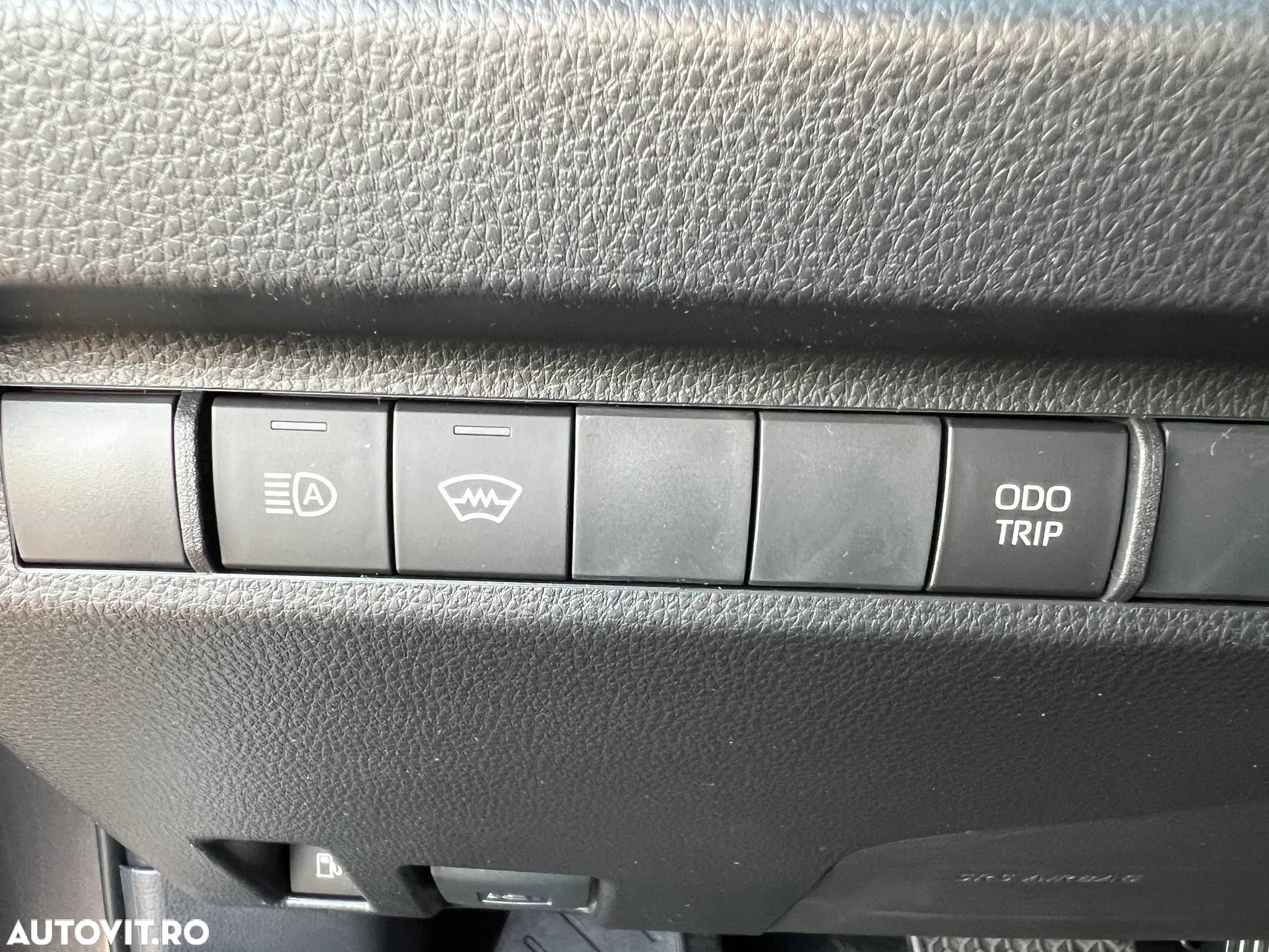 Toyota RAV4 - 21