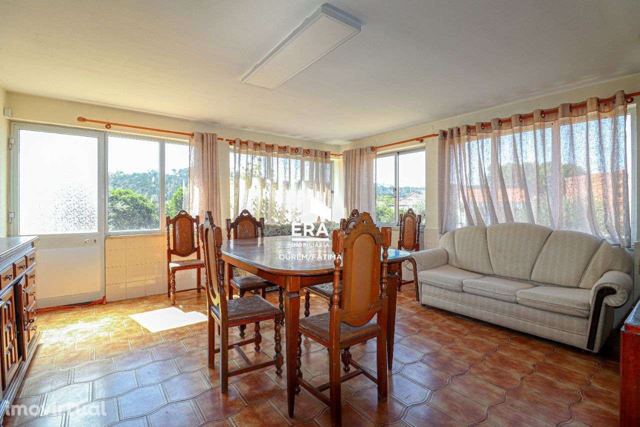 Moradia T3 localizada no Olival, Ourém - Grande imagem: 4/24