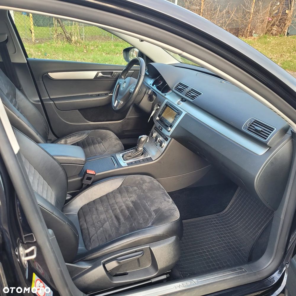 Volkswagen Passat 2.0 TDI 4Mot Highline DSG - 15