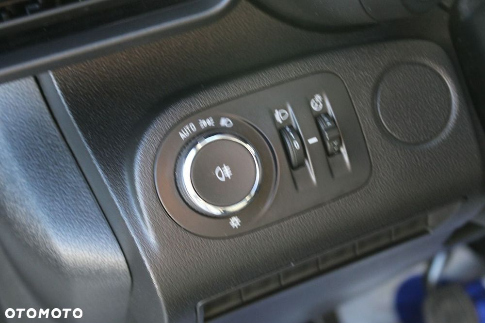 Opel Combo - 19