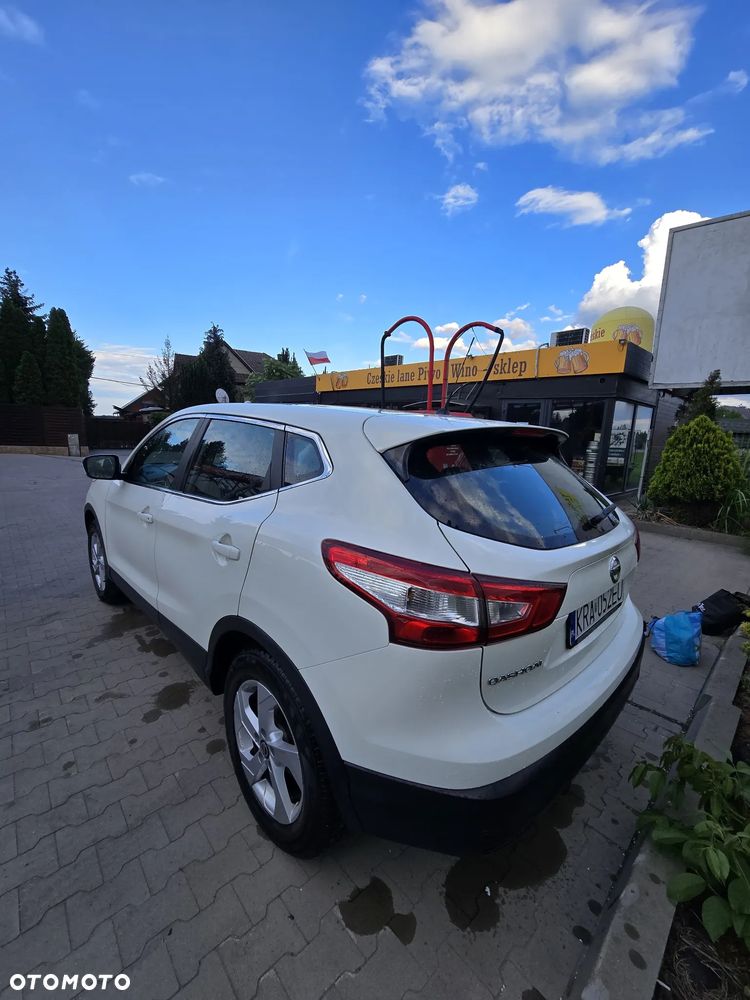 Nissan Qashqai 1.2 DIG-T 360 - 4