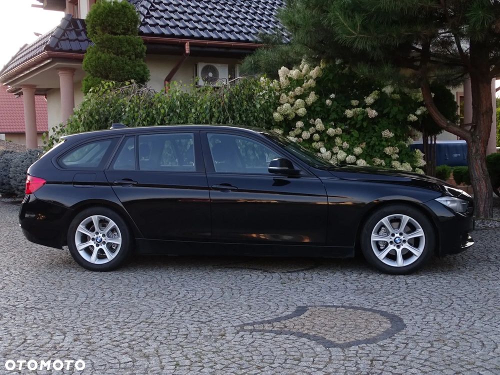 BMW Seria 3 - 18