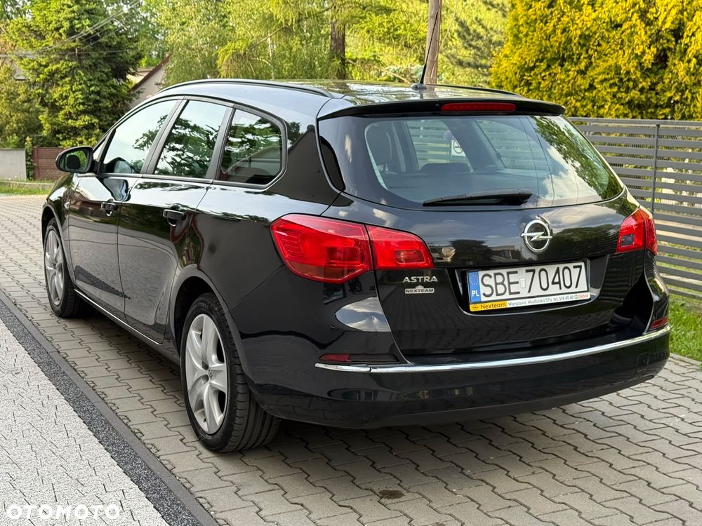 Opel Astra 1.6 Sport - 5
