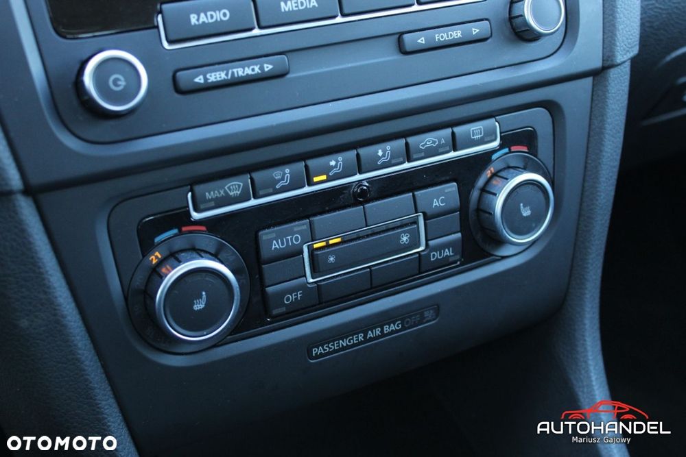 Volkswagen Golf - 12