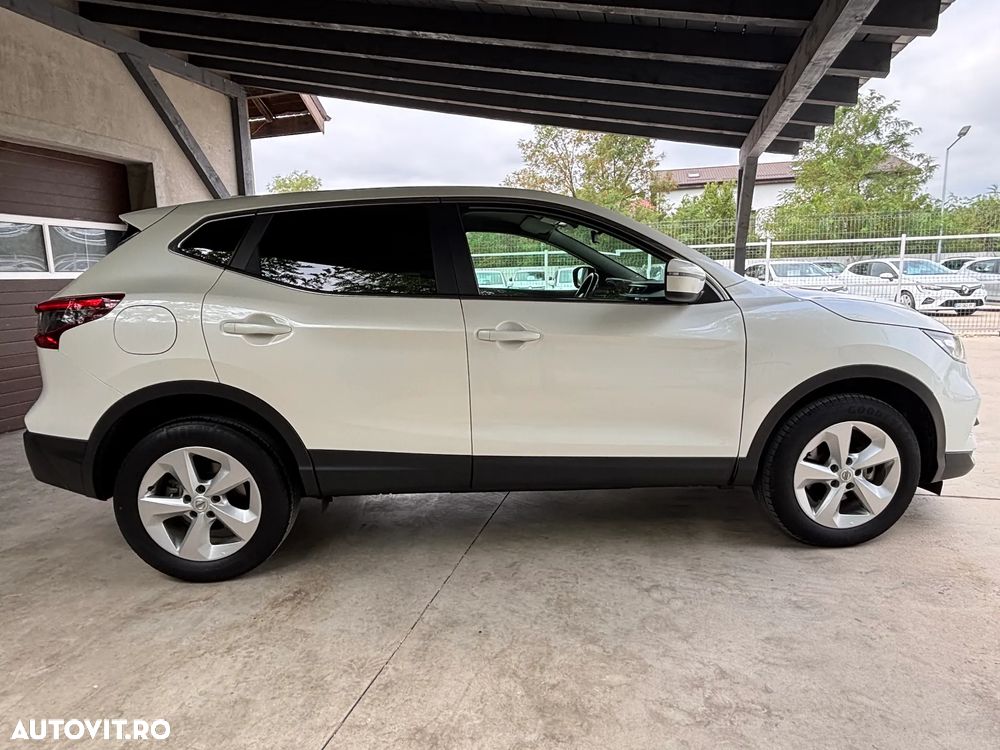Nissan Qashqai - 11