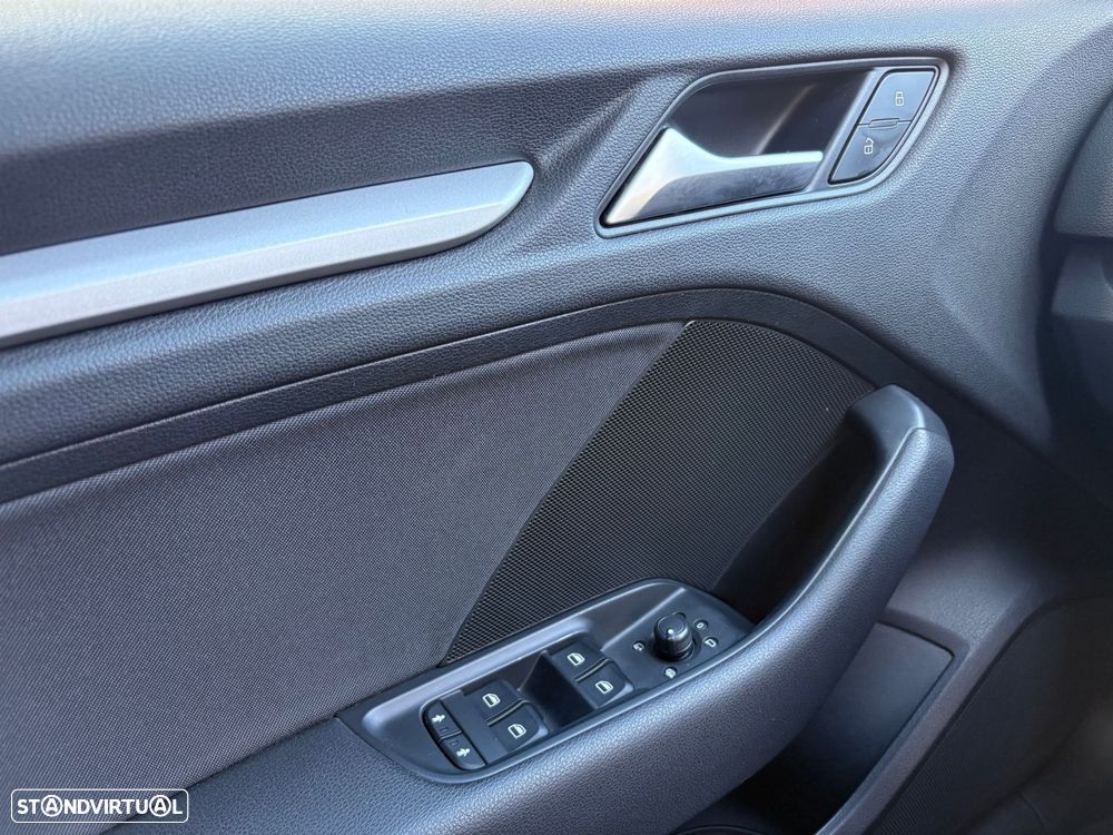 Audi A3 Limousine 1.6 TDI Advance - 31