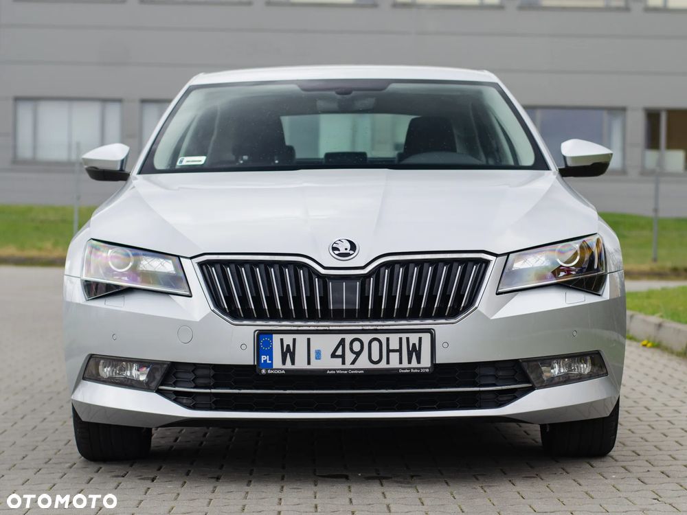 Skoda Superb 2.0 TDI Ambition - 2