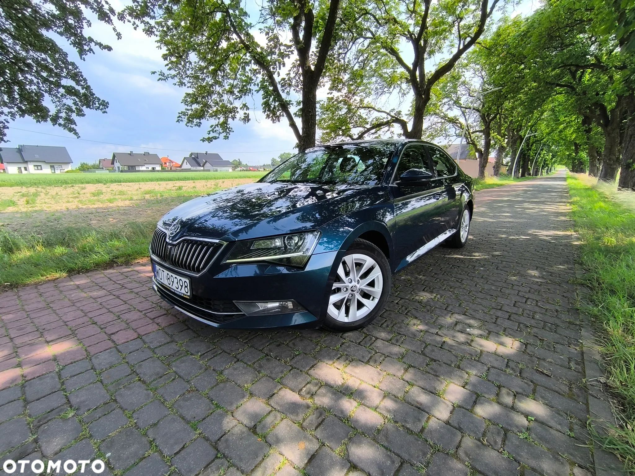 Skoda Superb - 1