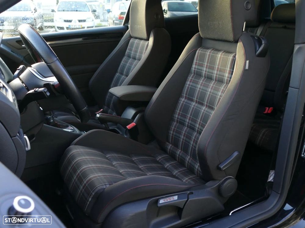 VW Golf 2.0 TSi GTI DSG - 24