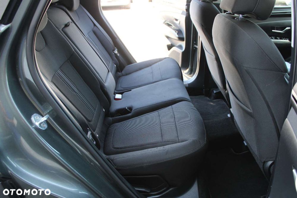 Hyundai Tucson 1.6 CRDi 48V-Hybrid 4WD DCT Select - 25