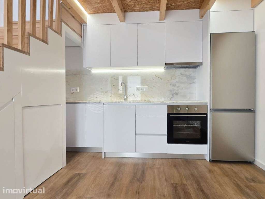 CASA T1 duplex no Porto - Oferta da escritura - Grande imagem: 3/18