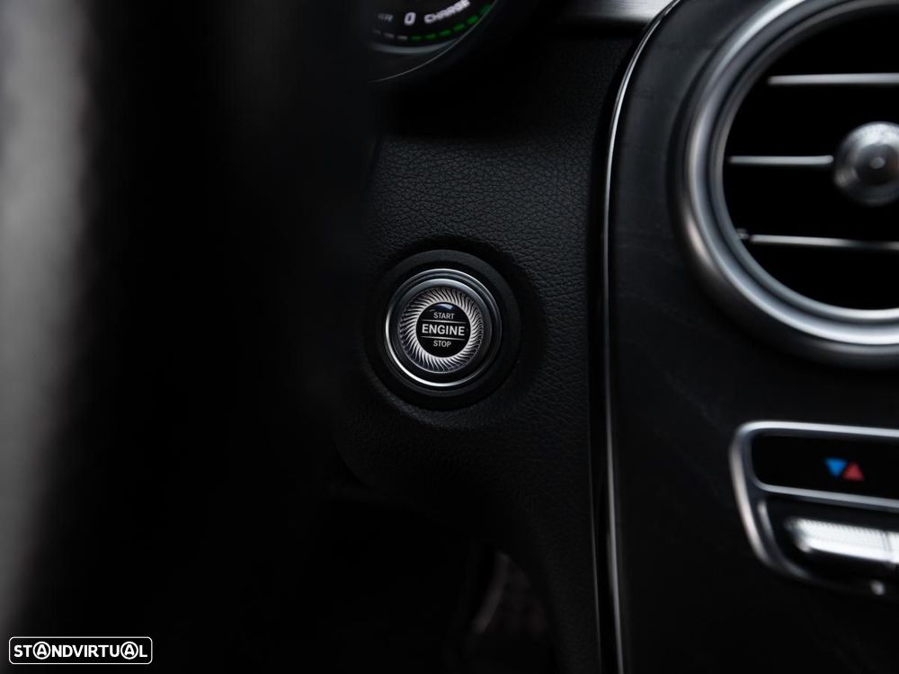 Mercedes-Benz C 300 de T 9G-TRONIC AMG Line - 22