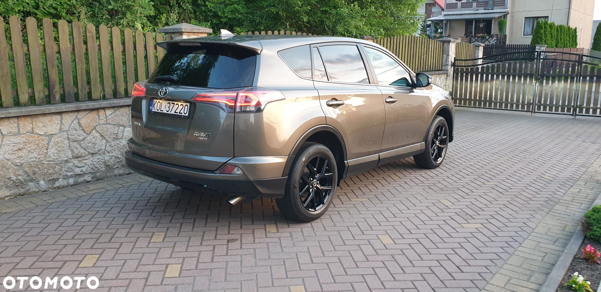 Toyota RAV4 - 5