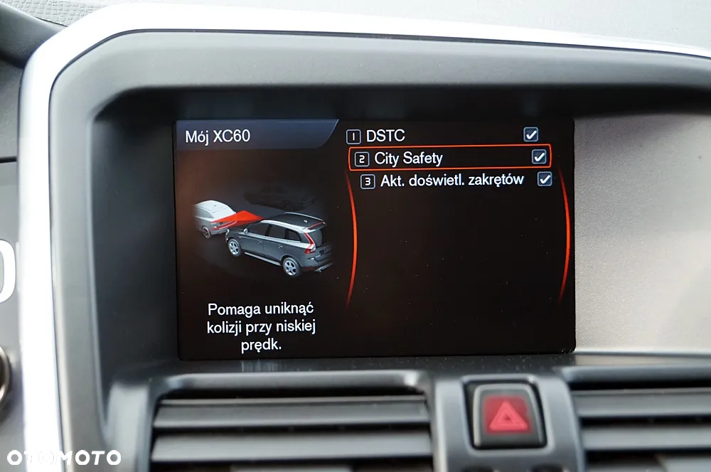 Volvo XC 60 D4 Geartronic Momentum - 34