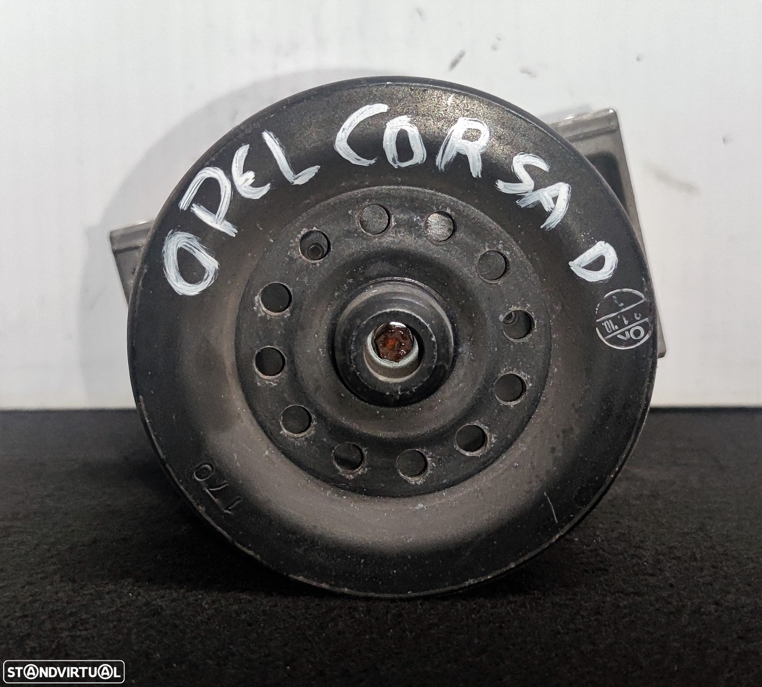 COMPRESSOR DE AC OPEL CORSA D - 4