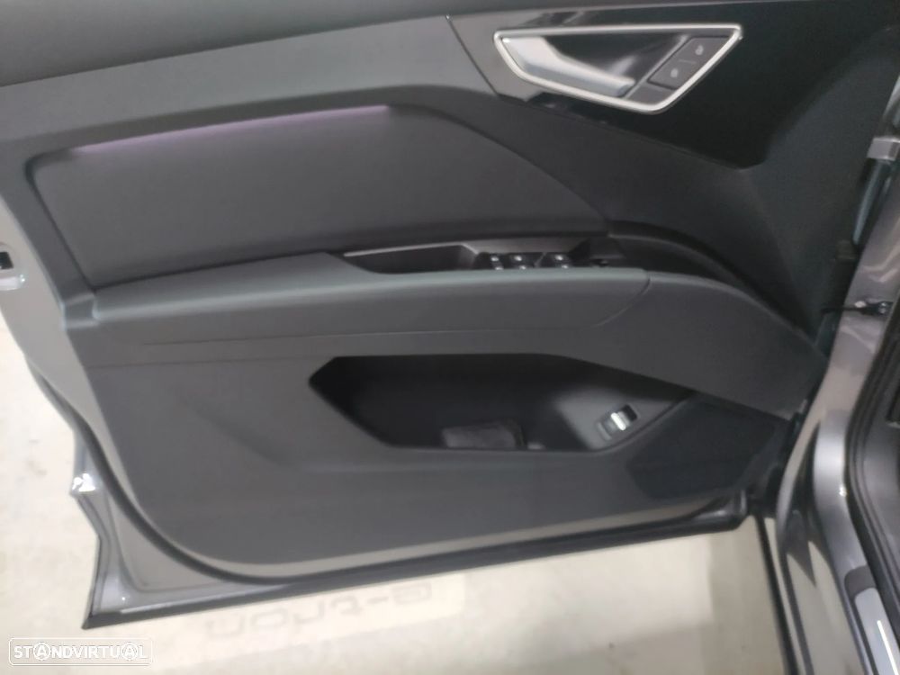 Audi Q4 e-tron 45 82 kWh SE Business - 16