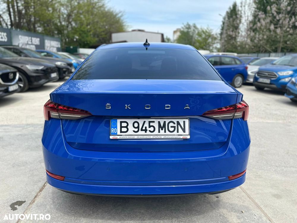 Skoda Octavia 2.0 TDI DSG Ambition - 6