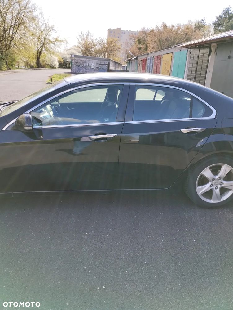 Honda Accord 2.0 Elegance - 24