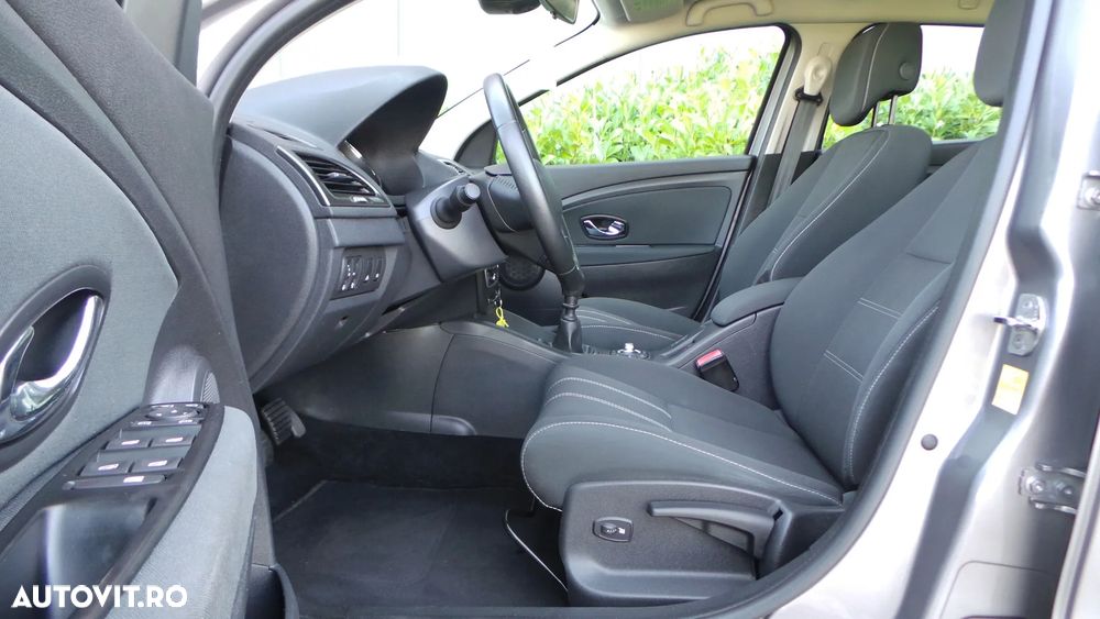 Renault Megane - 12