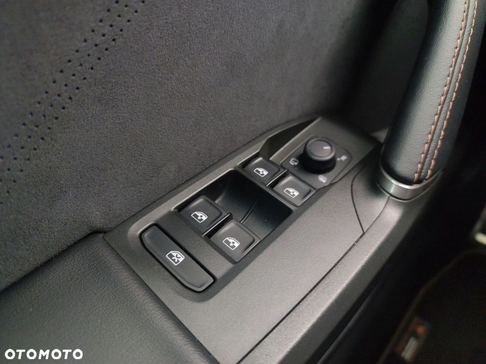 Cupra Formentor 1.5 eTSI mHEV DSG - 18