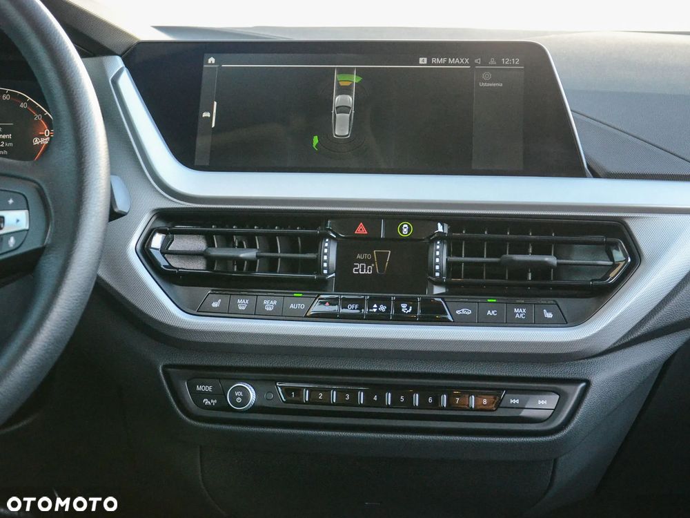 BMW Seria 1 118i Advantage - 34