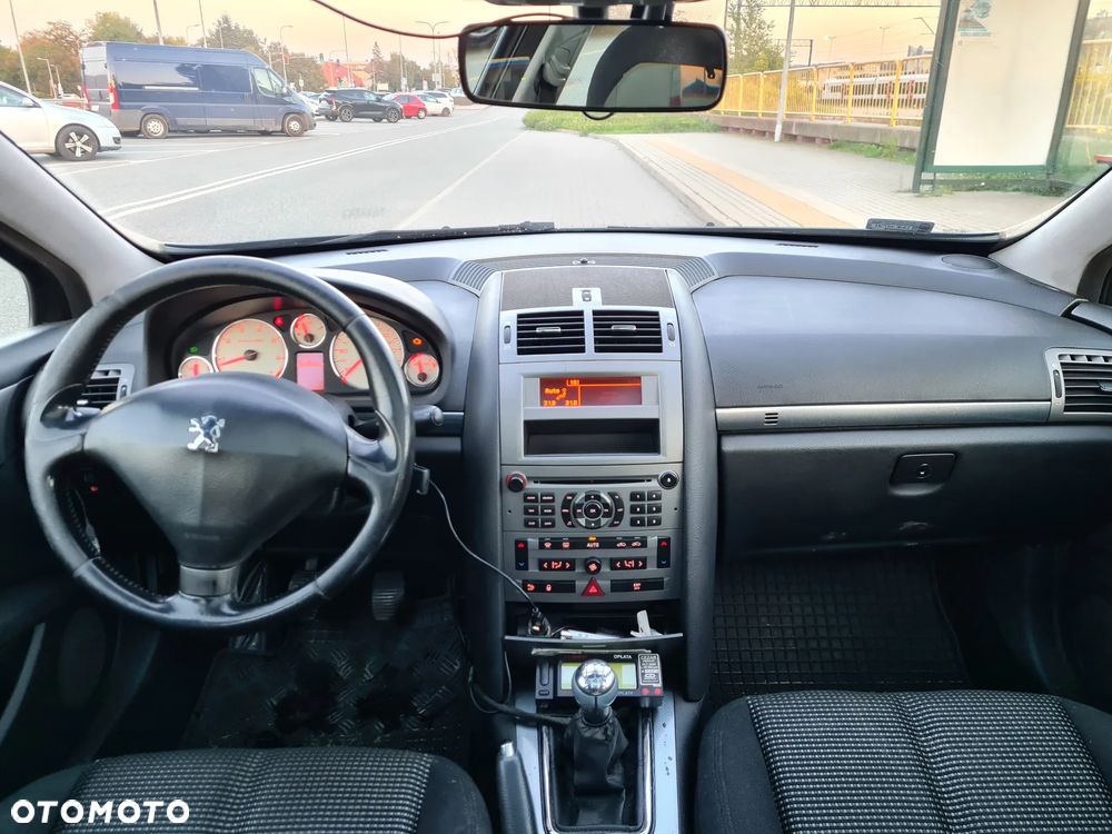 Peugeot 407 - 19