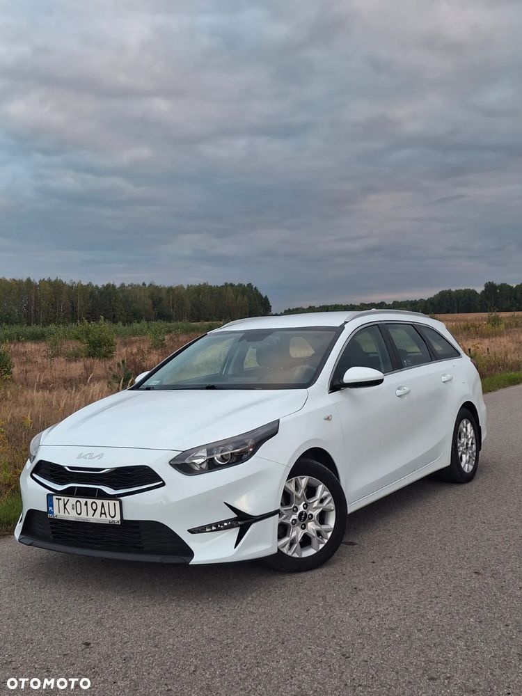 Kia Ceed - 4