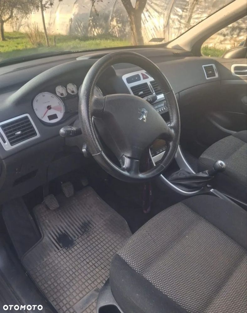 Peugeot 307 1.6 HDI Presence n.gama - 4