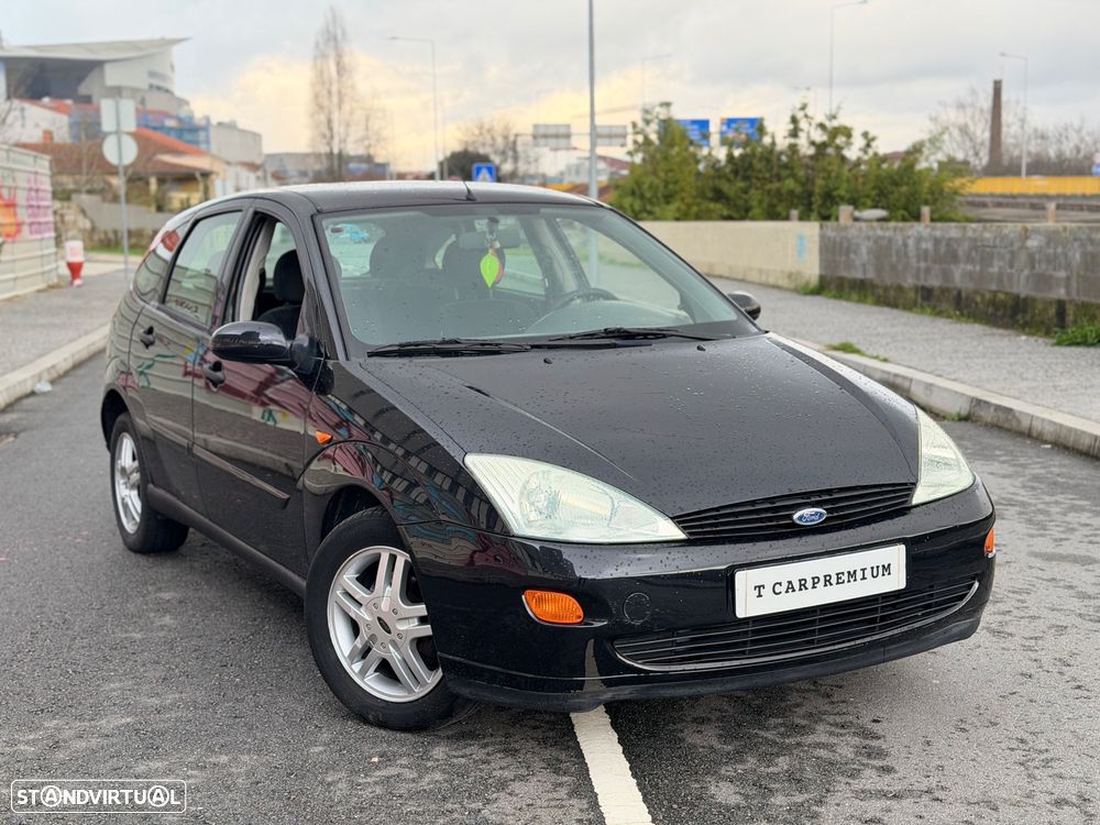 Ford Focus Ambiente - 2