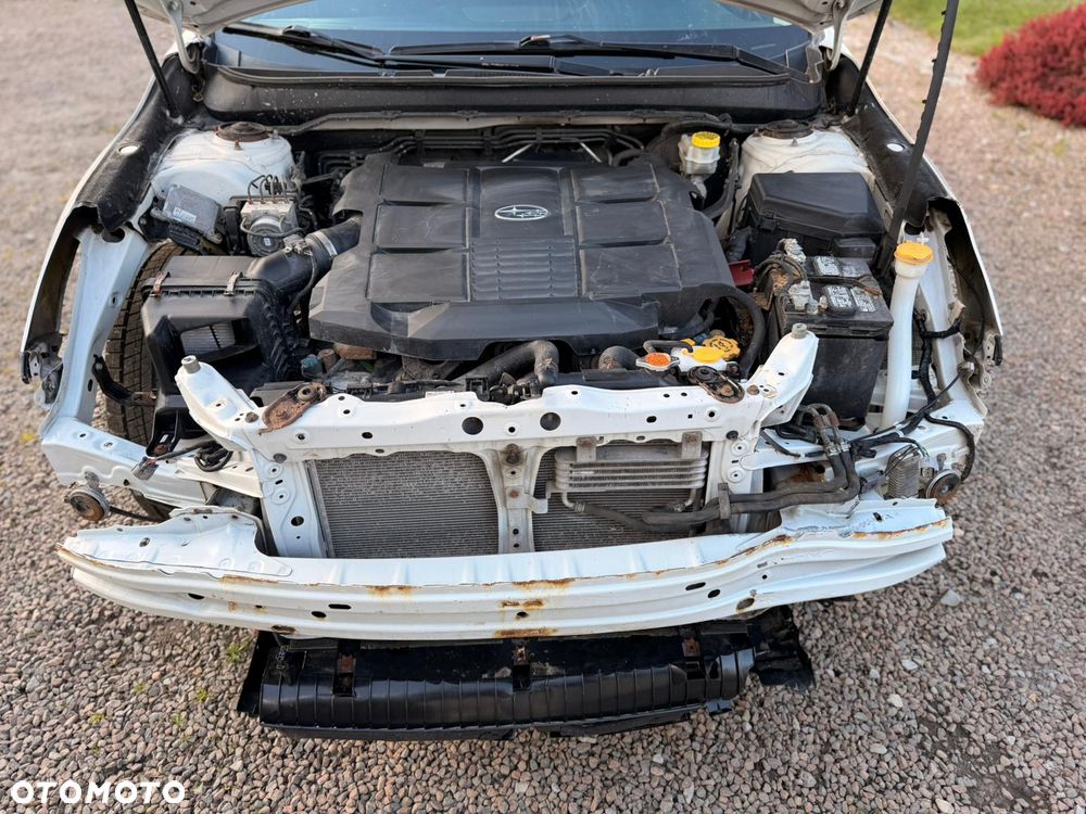 Subaru Outback 3.6 R Exclusive Navi MAC - 25