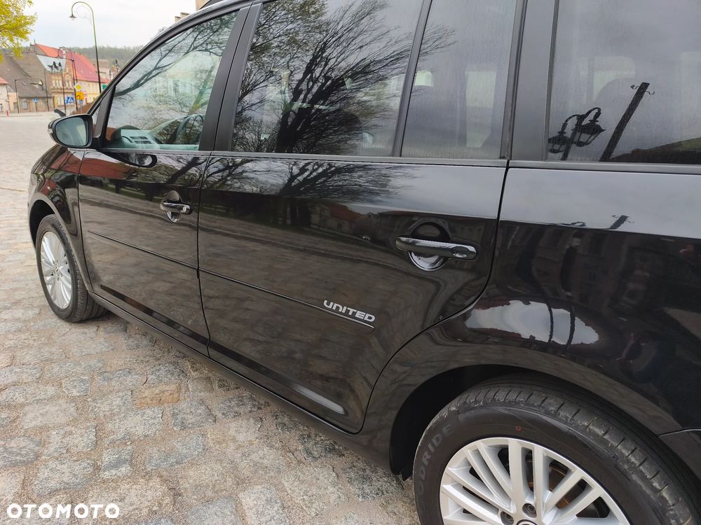 Volkswagen Touran - 13