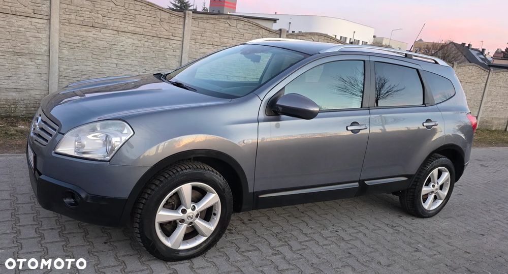 Nissan Qashqai+2 - 5