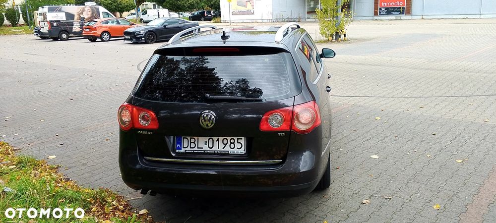 Volkswagen Passat 1.9 TDI Highline - 10