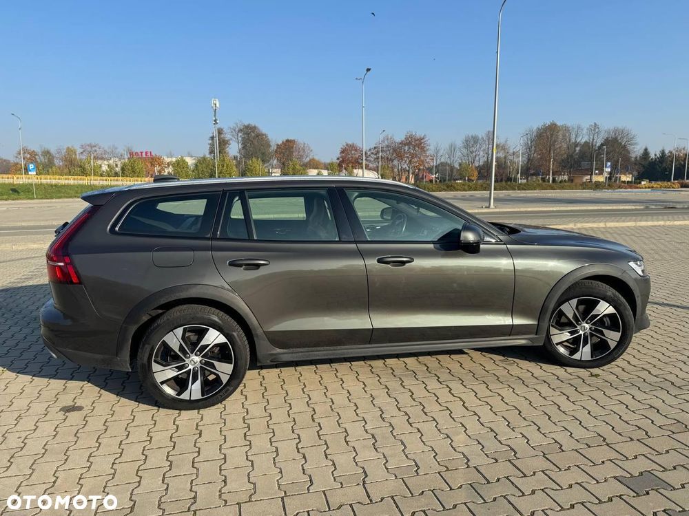 Volvo V60 Cross Country D4 AWD - 5